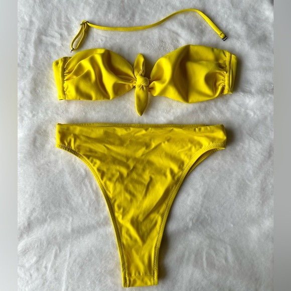 Revolve Bikini Set - Picture 4 of 7